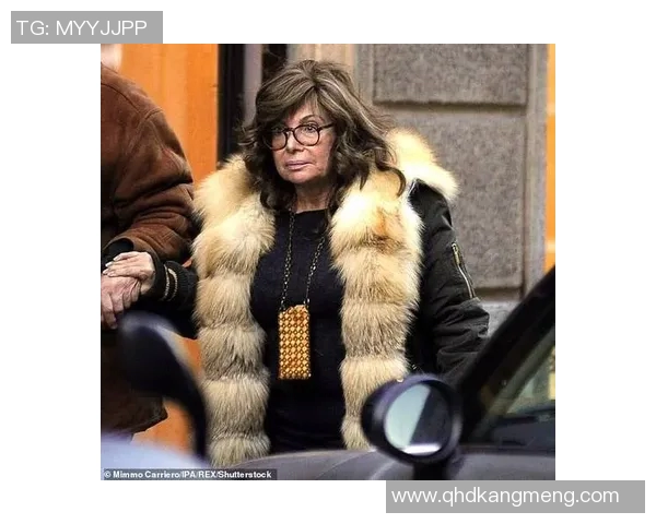 法国足球明星的女友们：揭开她们背后的故事与魅力