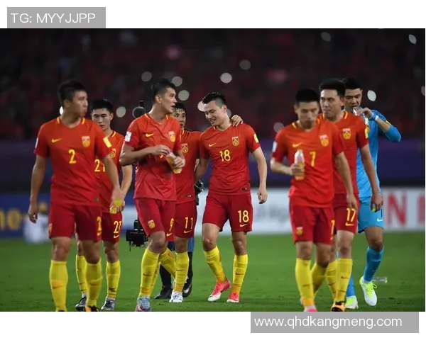 中国足球明星执教之路与挑战探索 中国足球明星执教之路与挑战探索