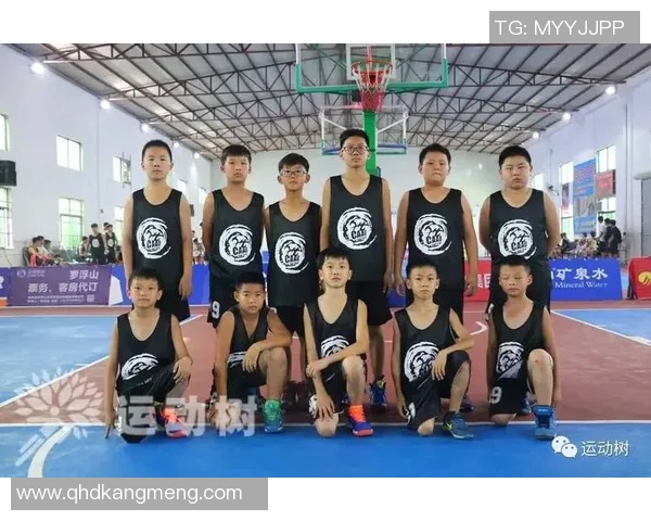 武汉篮球队在杯赛积分榜上以99分稳居第一名展现强劲实力