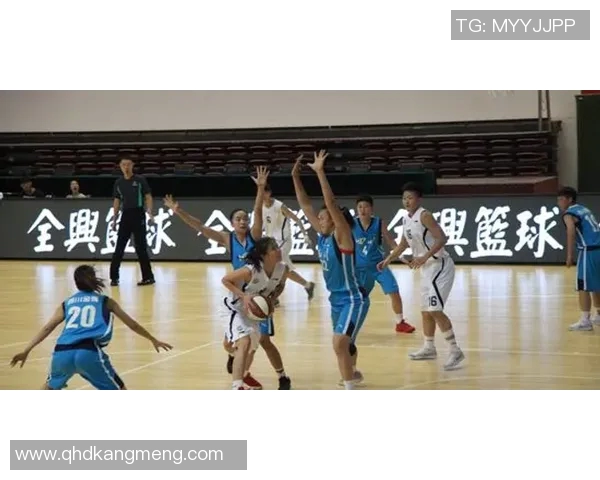 深圳篮球队在耐力排行榜中荣登第七名展现出色竞技状态与团队精神 深圳篮球队在耐力排行榜中荣登第七名展现出色竞技状态与团队精神